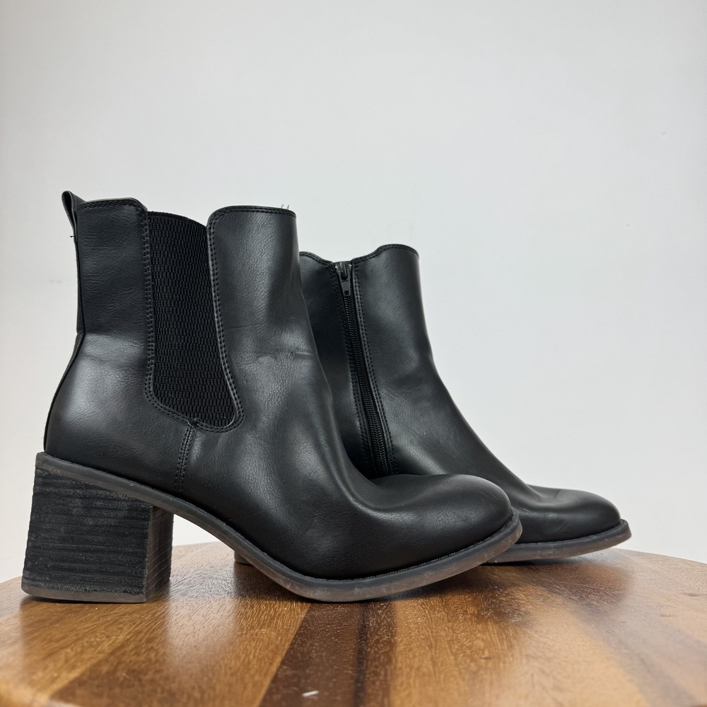 Womens BOC Finn Black Faux Leather Comfort Heeled Chelsea Ankle Boots Size 11 M